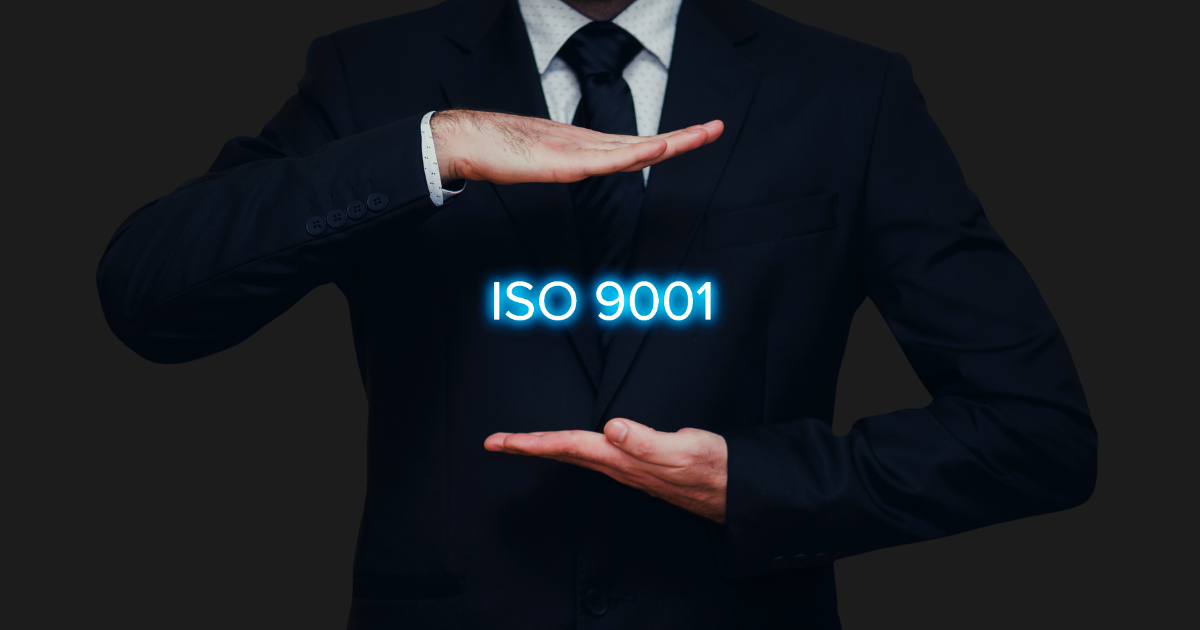 ISO 9001 Anzug. Blog Beitrag Was ist Qualitätsmanagement.